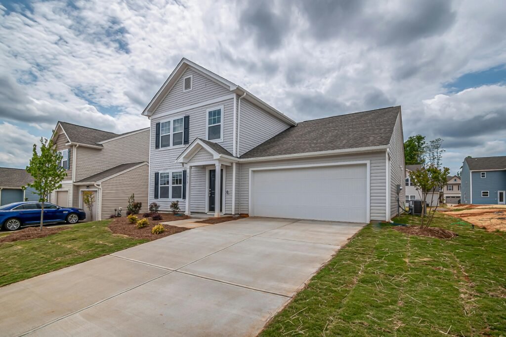 2 car garage home Beautiful home with a new 2 car garage door